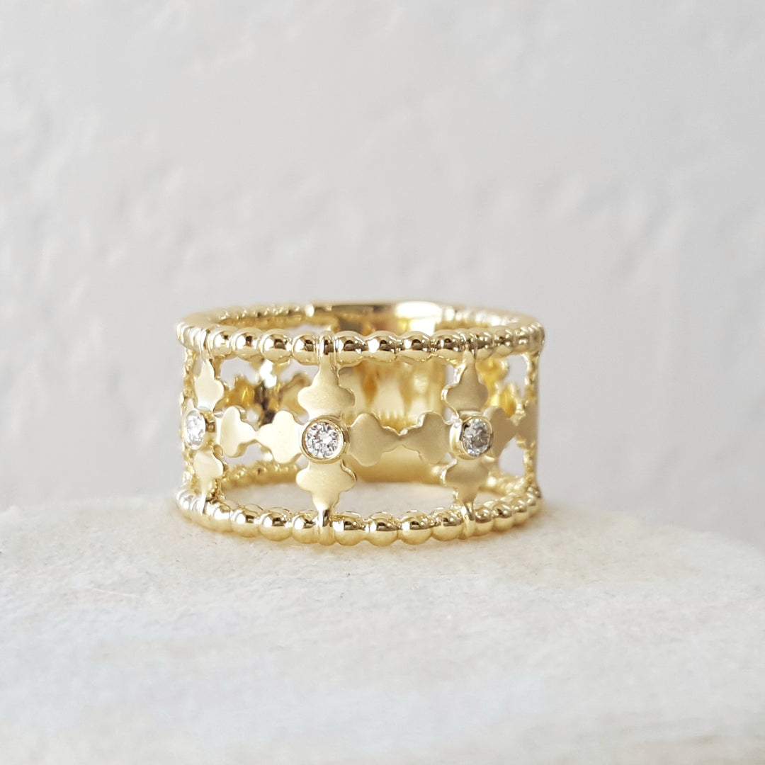 Clover Statement Diamond Ring