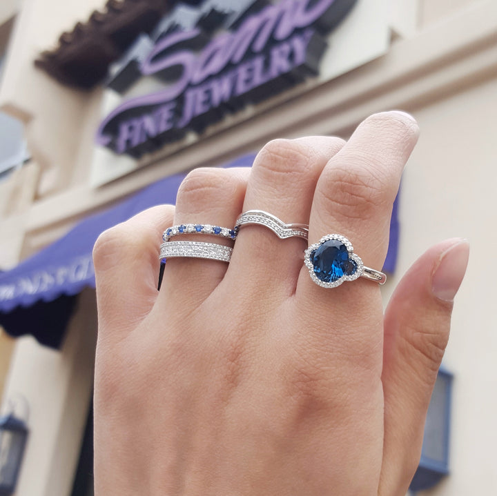 Alternating Blue Sapphire & Diamond Band