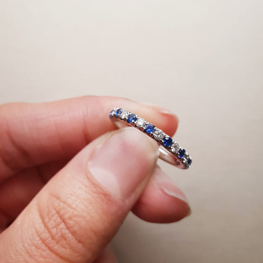 Alternating Blue Sapphire & Diamond Band