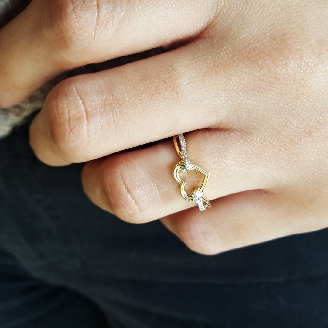 Linked Diamond Heart Ring
