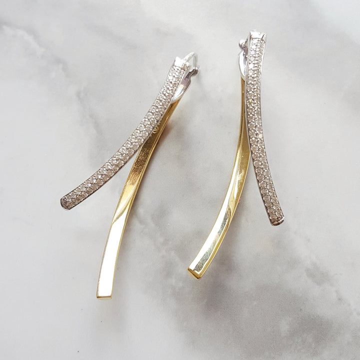 Two-Tone Ribbon Diamond Earrings