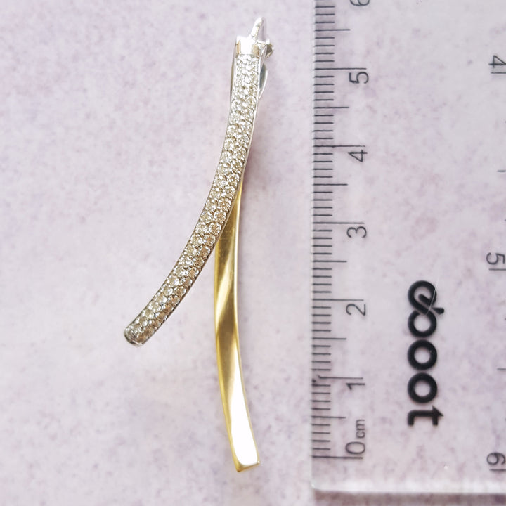 Two-Tone Ribbon Diamond Earrings
