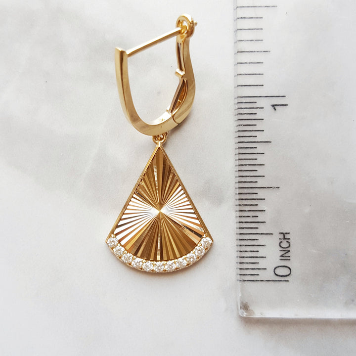 Pleat Design Fan Earrings