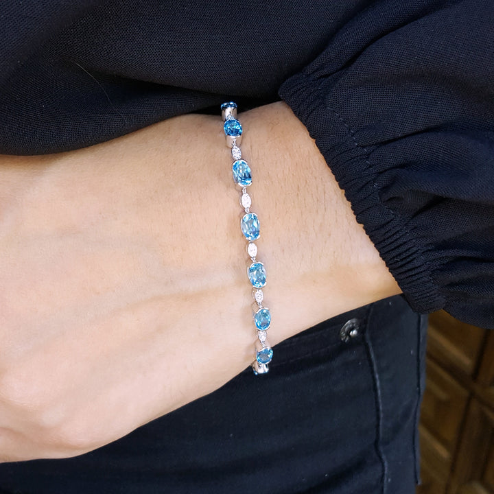 Blue Topaz Line Bracelet