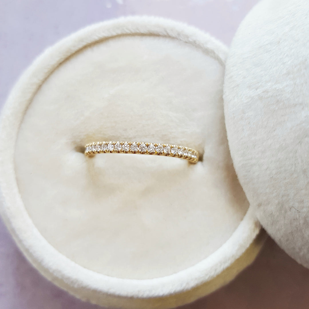 14K Yellow Gold Diamond Band