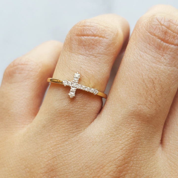 14k Yellow Gold Petite Cross Ring