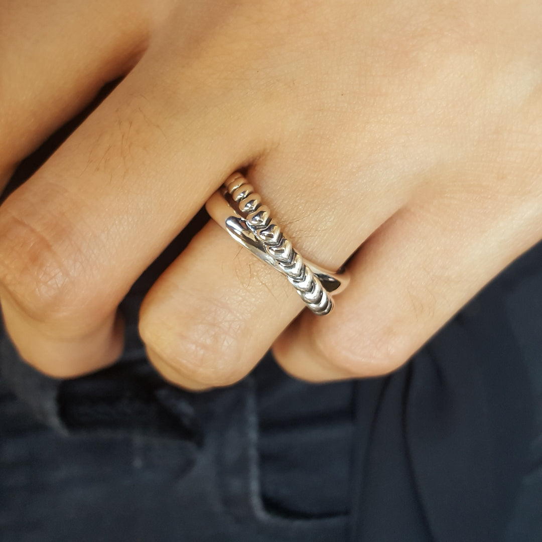 Sterling Silver Cross Over Ring