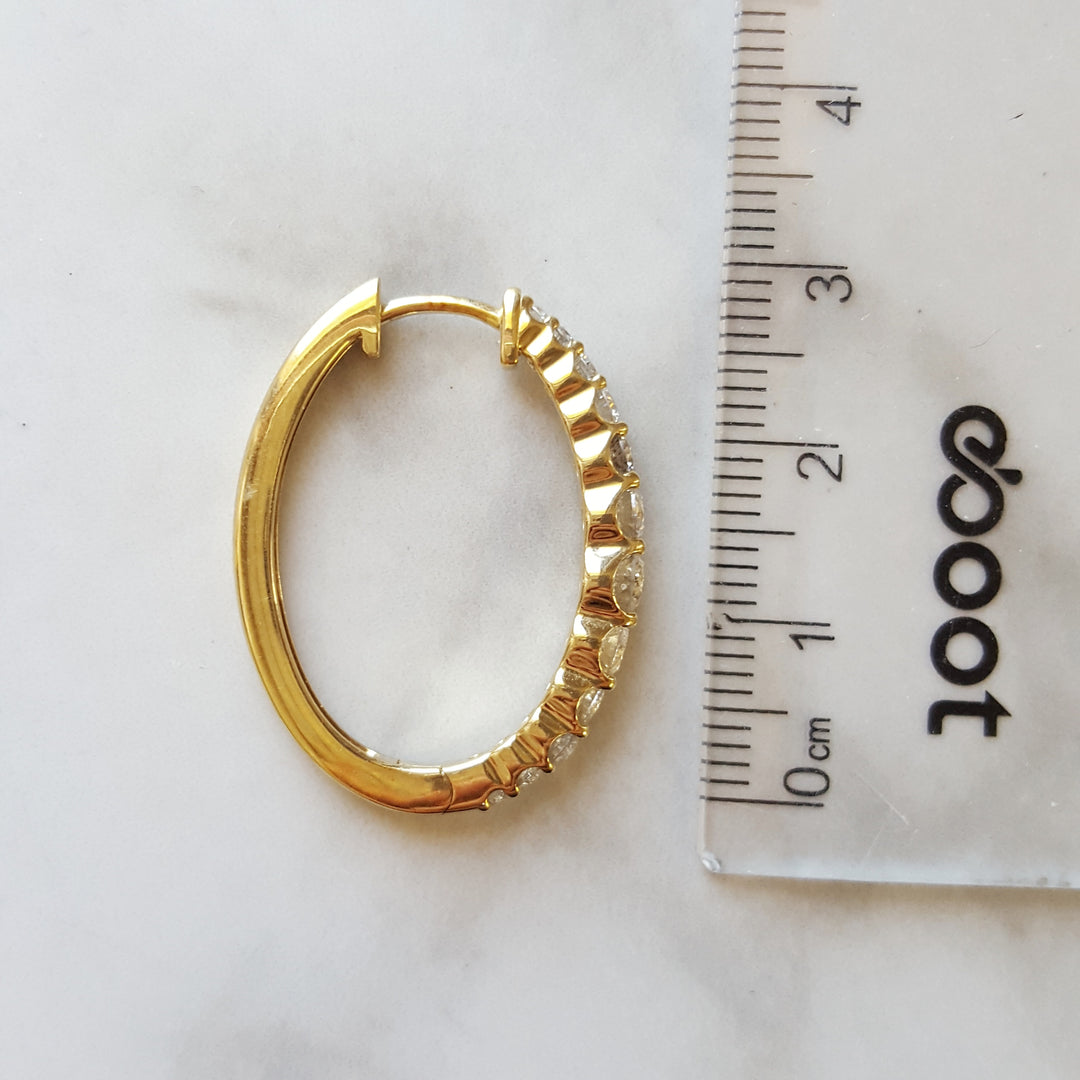 14K Yellow Gold 2CT Gradient Diamond Earrings