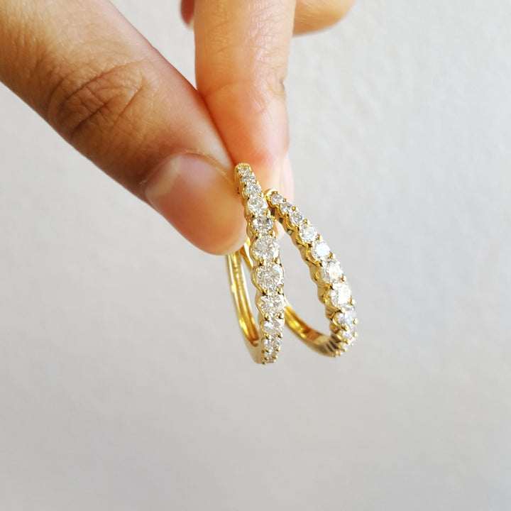 14K Yellow Gold 2CT Gradient Diamond Earrings