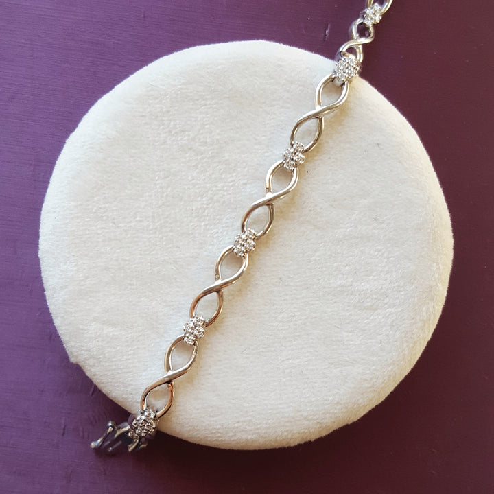 14K White Gold Diamond Link Bracelet