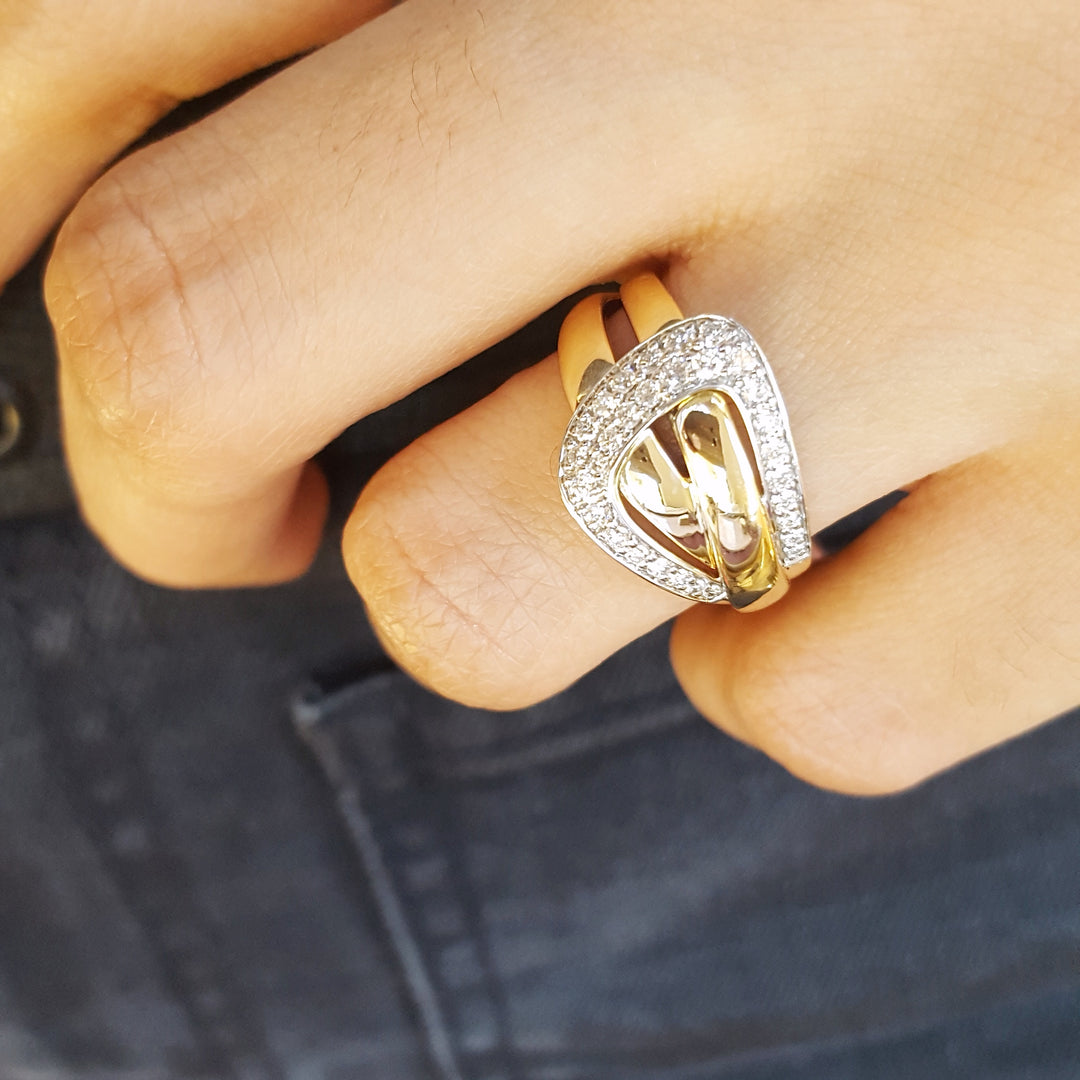 14K Yellow Gold Diamond Buckle Fashion Ring