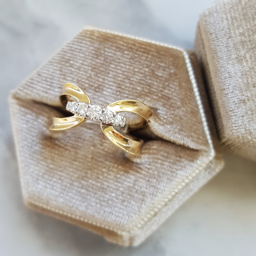 14k Yellow Gold Open Overlapping Fashion Ring