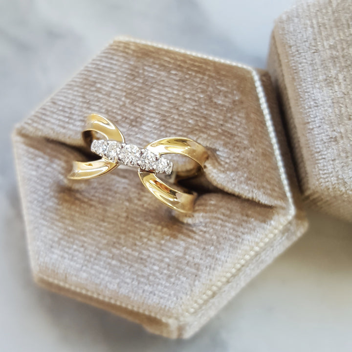 14k Yellow Gold Open Overlapping Fashion Ring