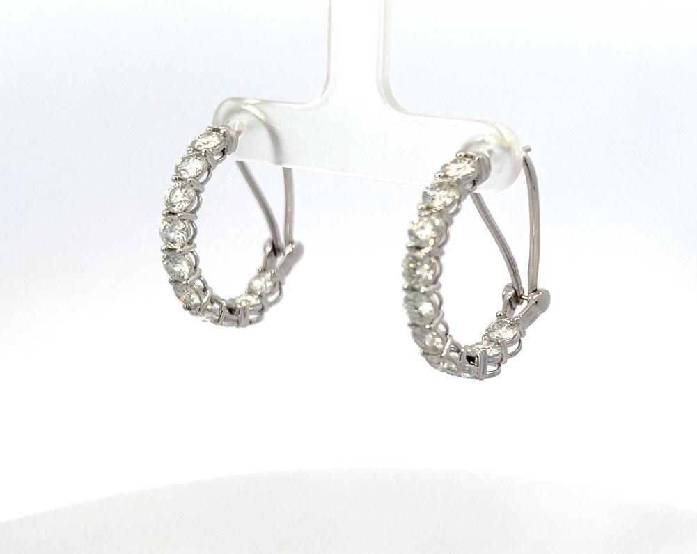 Precious Metal Gemstone Earring