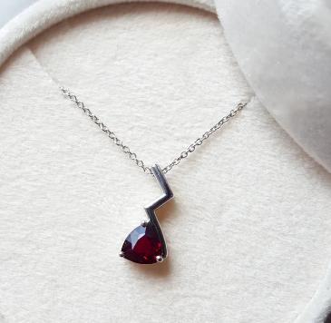 Arizona Garnet