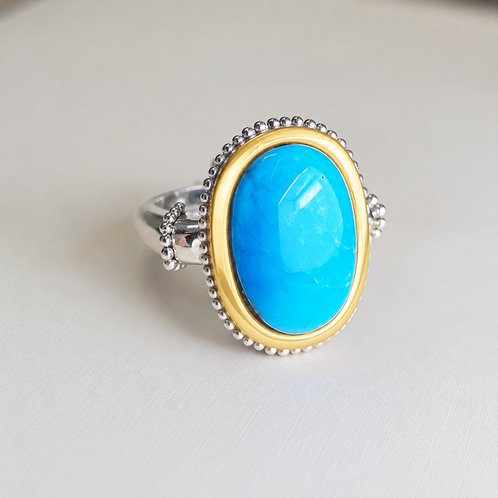 Luxury by Rene Hernandez Arizona Bisbee Turquoise Cabachon14K Southwestern Ring