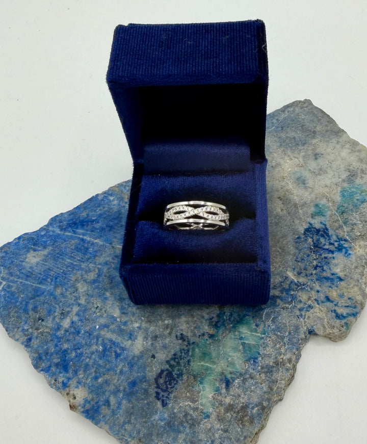 14k White Gold 1/4ct Diamond Fashion Band