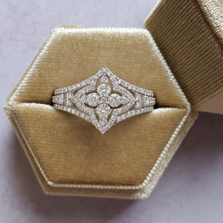 Vintage-Inspired 14K White Gold Diamond Fashion Ring – 0.75 CTW