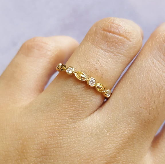 14K Yellow Gold Diamond and High Polished Marquee Band