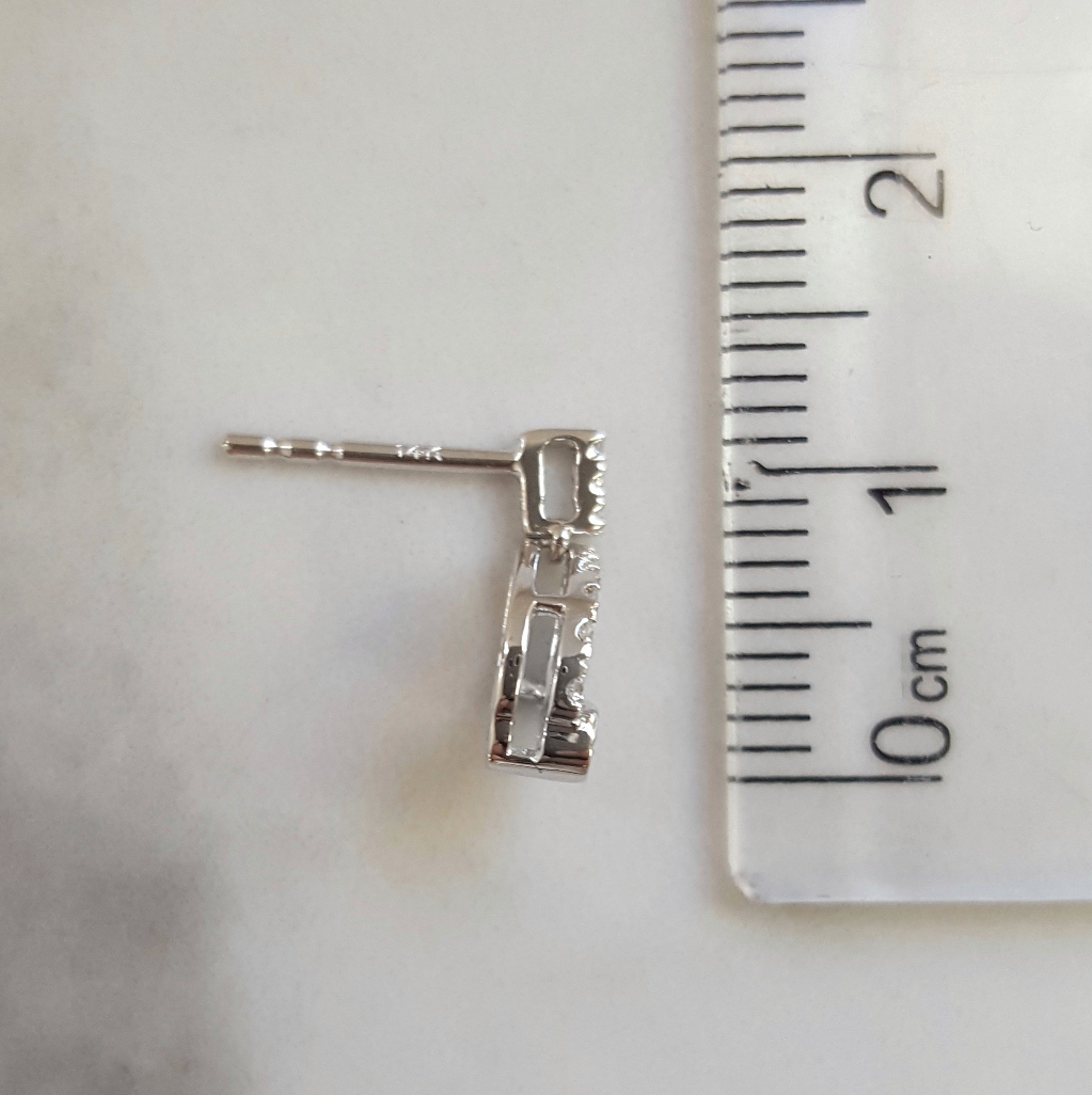 14K White Gold 1/4 Carat Diamond Beveled Drop Earrings