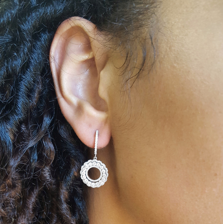 14k White Gold 1.25 Carat Diamond Circular Bloom Dangle Earrings
