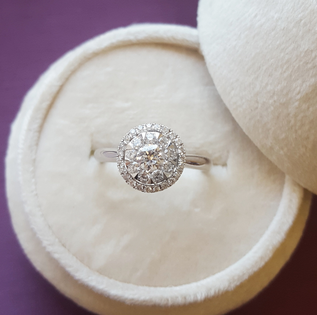 14K White Gold Halo Diamond Cluster Engagment Ring
