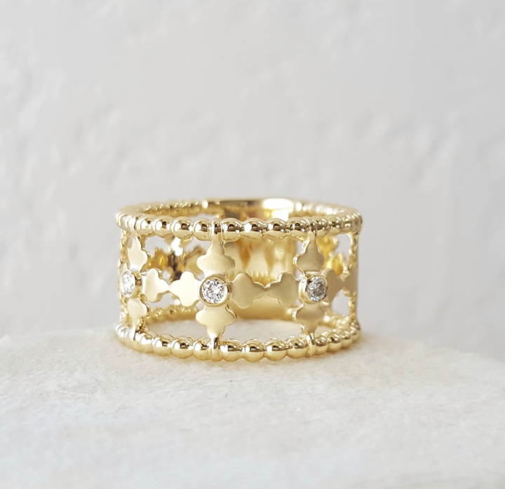 14K Yellow Gold Clover Negative Space Wide Band Diamond Ring