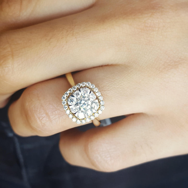 Cluster Diamond Halo Ring