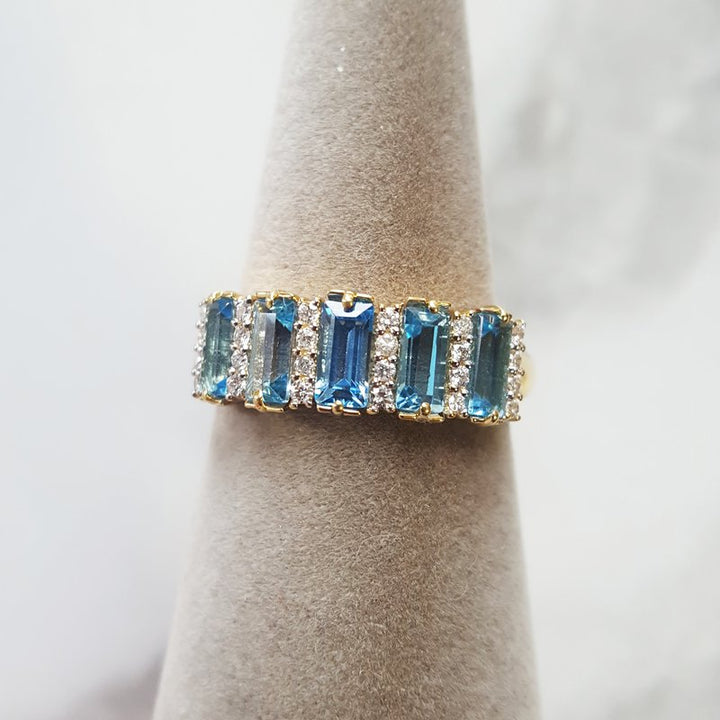Luxury by Rene Hernandez 5 Stone Aquamarine Band