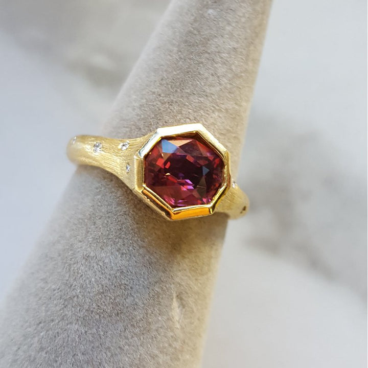 Luxury by Rene Hernandez Pink Tourmaline Hexagon Ring
