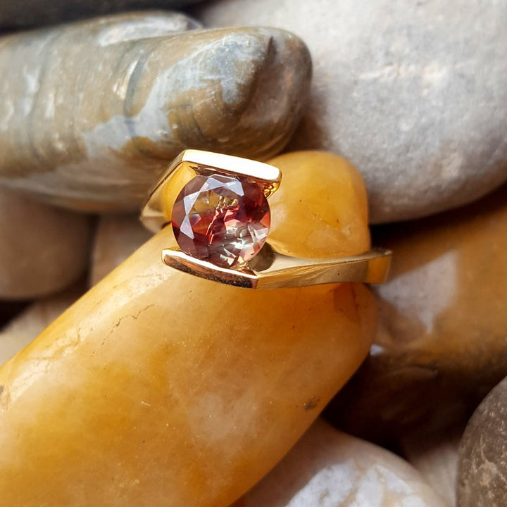 American Gem Collection Red Moon