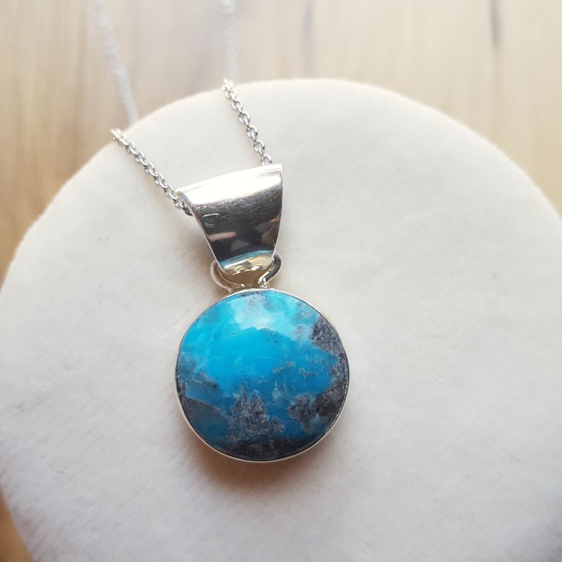Arizona Turquoise and Inlaid Jewelry Round Arizona Turquoise Pendant 2412683