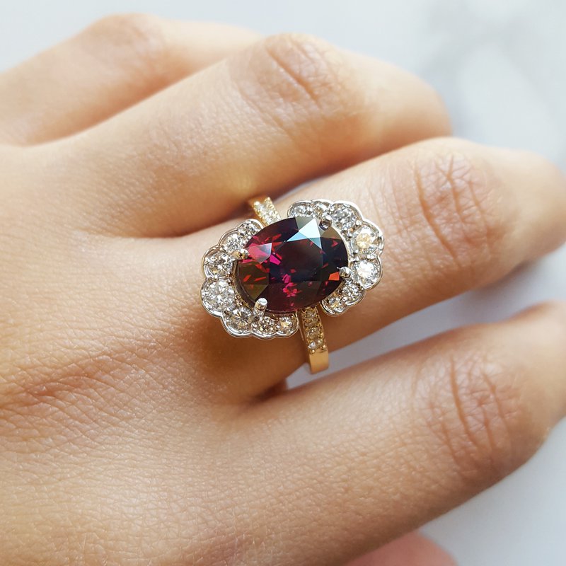 Luxury by Rene Hernandez Vintage Garnet Ring
