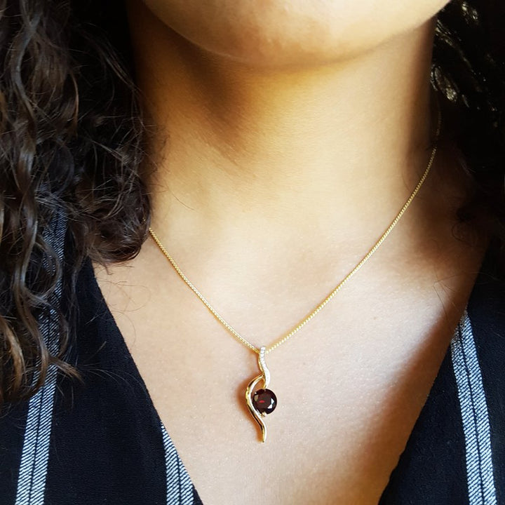 380457 Arizona Anthill Garnet Gold Jewelry Cascade Accented Pendant