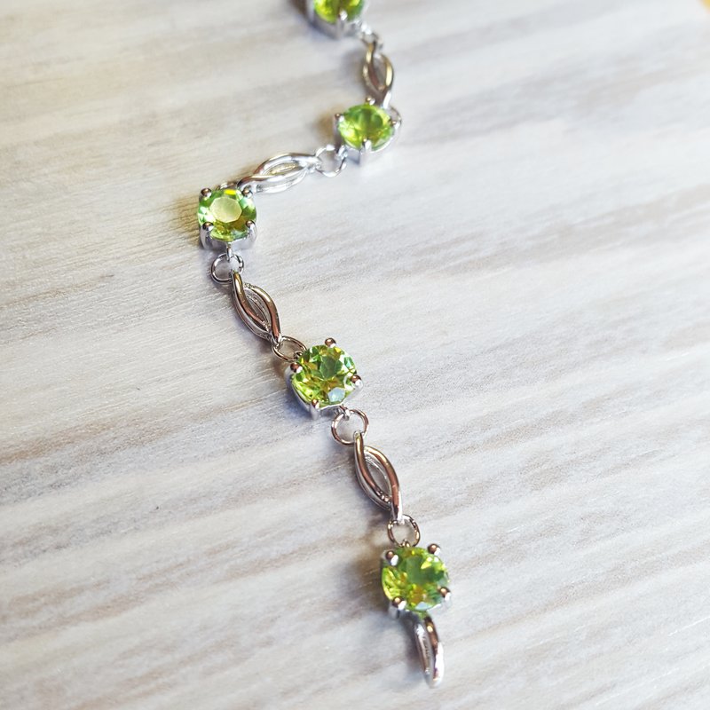 Arizona Peridot Silver Jewelry Open Link Peridot Bracelet