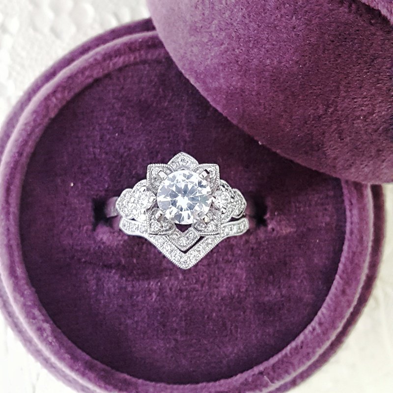 Sami Fine Jewelry Flora and Fauna 392206