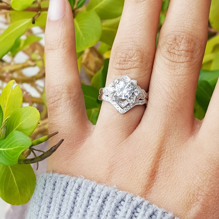 Flora and Fauna Engagement Ring and Band Set