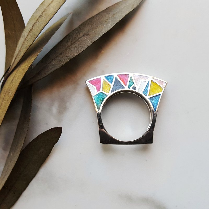 Luxury by Rene Hernandez Fanfare Blade Edge Ring