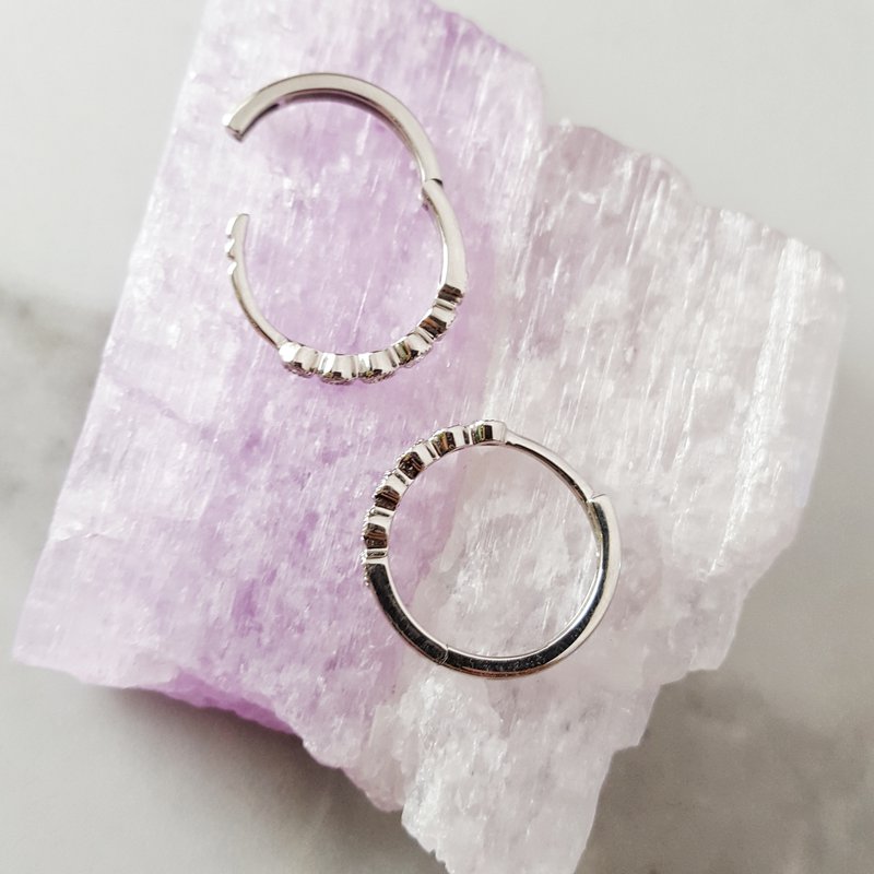 Sami Fine Jewelry Milgrain Mini Hoops