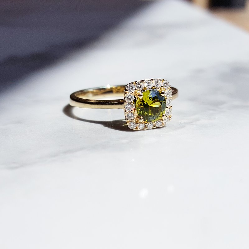 Arizona Peridot Gold Jewelry Peridot Square Stacker Ring