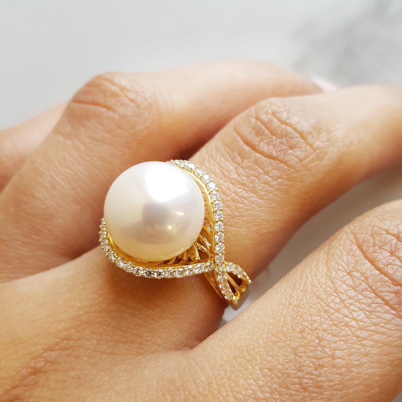 Sami Fine Jewelry Pearl Open Halo Ring