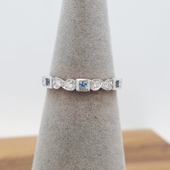 Gems One 14K White Gold Stackable Bezel Aquamarine Band (1/12 Ct. Tw.)