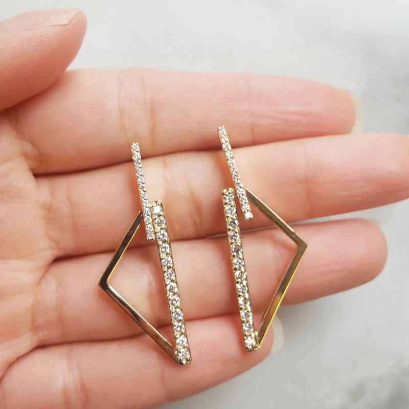 Luxury by Rene Hernandez Geometric Diamond Earrings