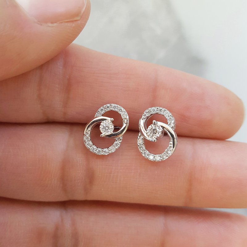 Gems One Diamond Interlocking Circle Earrings