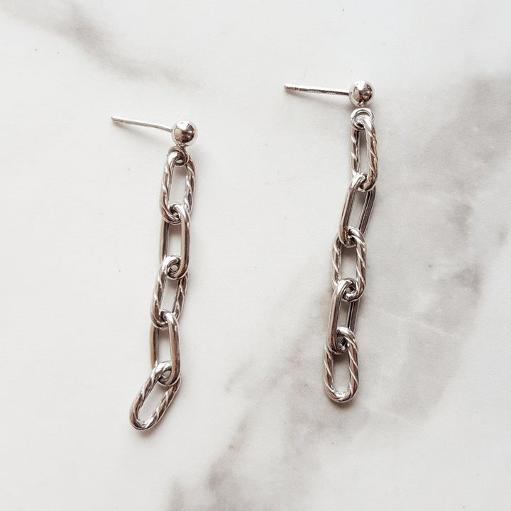 Sami Fine Jewelry Silver Textured Chain Dangles