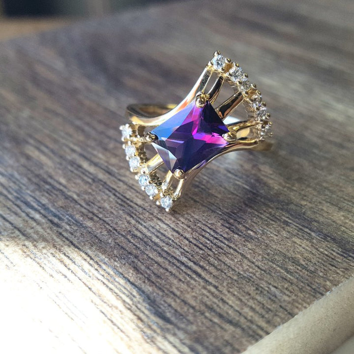 Fanfare Amethyst Ring