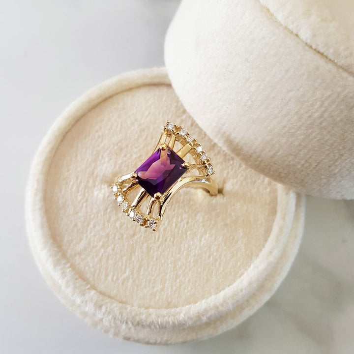 Fanfare Amethyst Ring