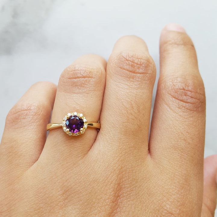 Sami Fine Jewelry Solitare Gold Arizona Amethyst Ring