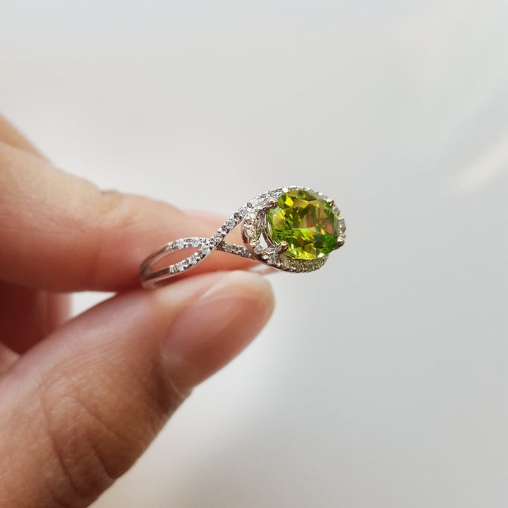 Arizona Peridot Gold Jewelry East West Halo Ring