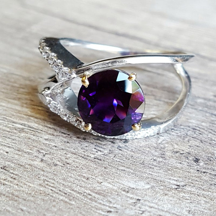 Amethyst Intertwined Ring